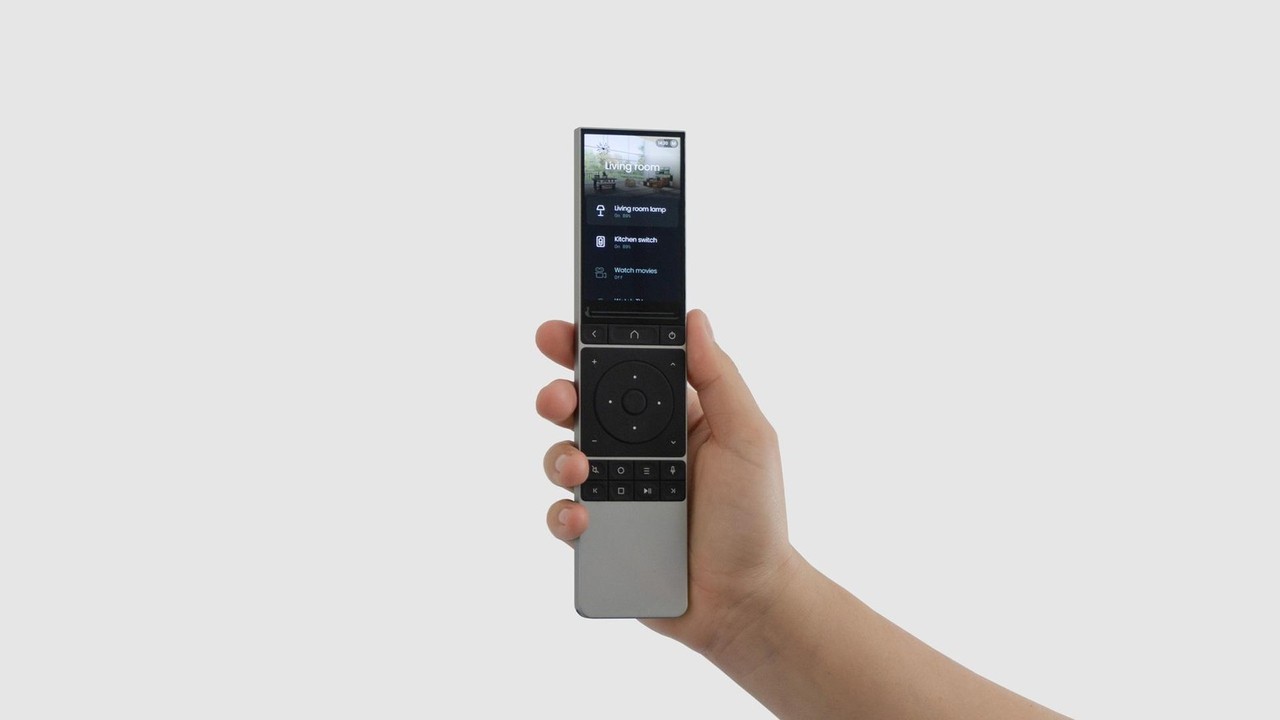 Unfolded Circle Remote 3