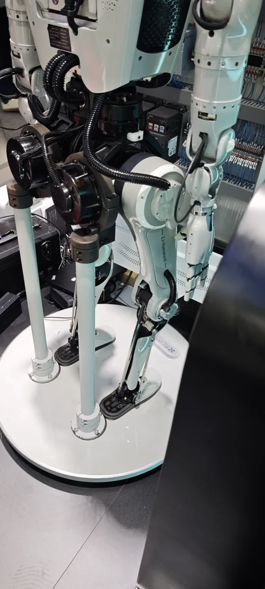 Unitree H1 Wheeled-Half Robot
