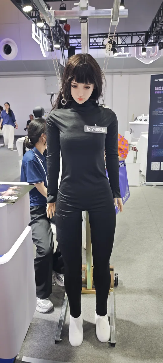 LedTech Humanoid Robot