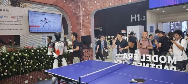 HOPE AI Wheeled Table Tennis Robot