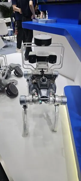 Wheeled-Half Robot Display