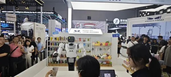 MECH MIND Humanoid Robot Autonomous Shelf Retrieval