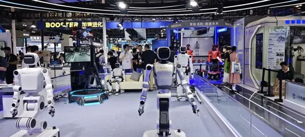 Unitree Technology Wheeled-Half Robot Booth