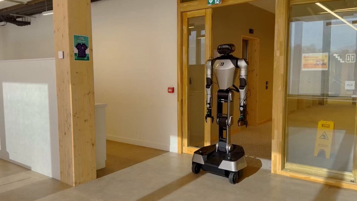 Software Replaces Expensive Robot Sensor Arrays