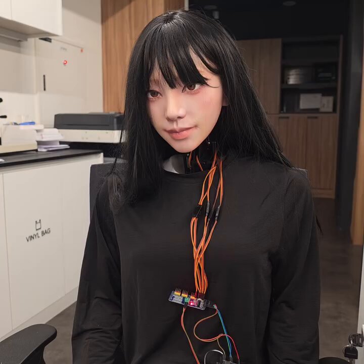 3D-printed humanoid-android project from Korea
