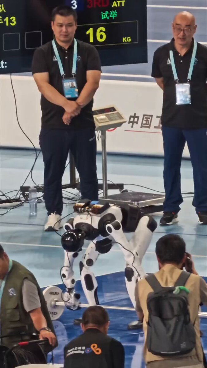 Robot Buckles Under Weight, Spams Errors