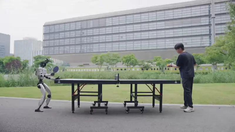 Self-Perception Without Motion Capture Cage